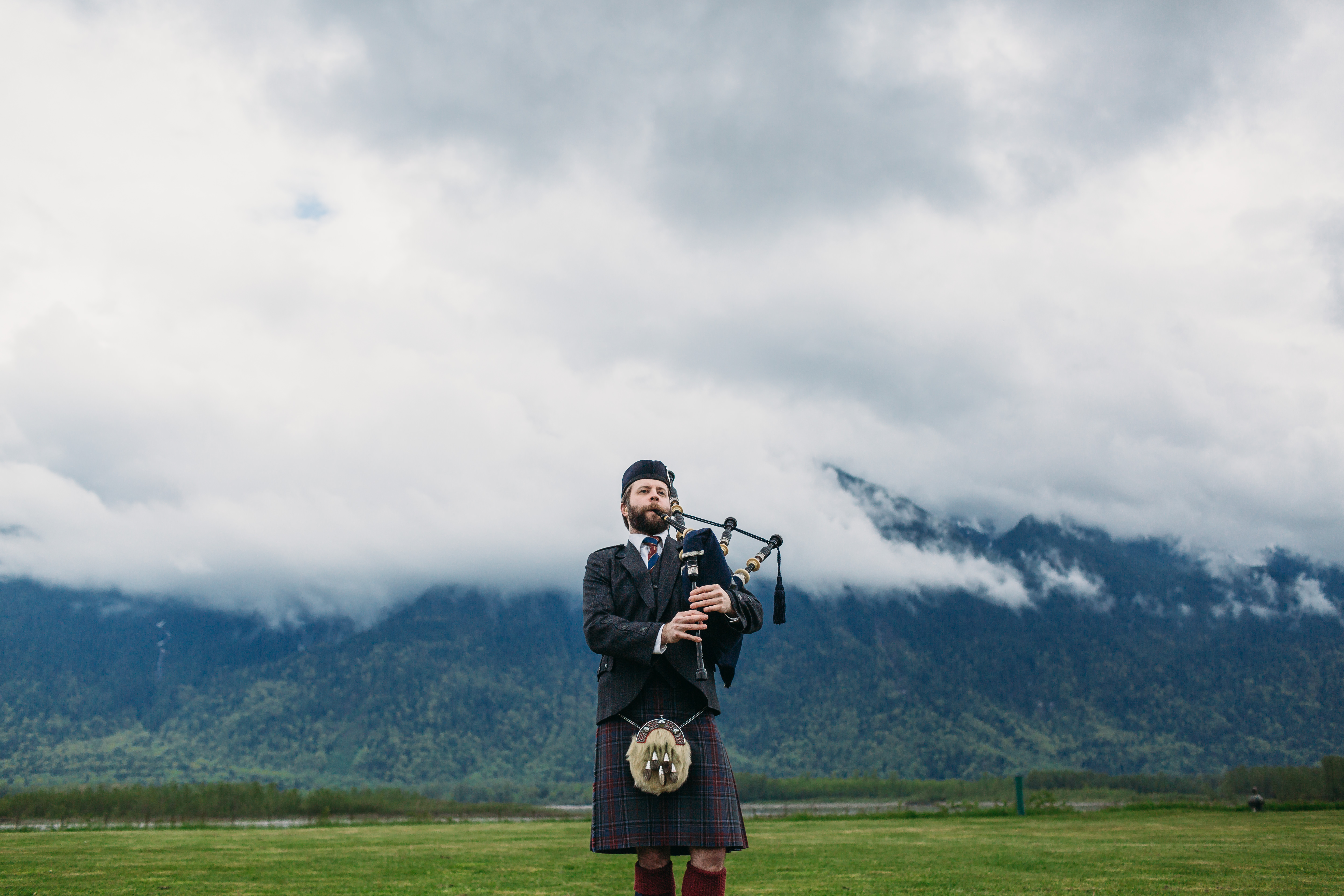 Alastair Lee performing at a wedding